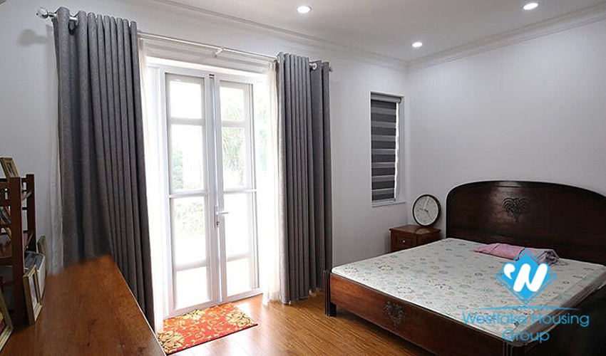 Fully furnished villa for rent with five bedrooms, very open living space